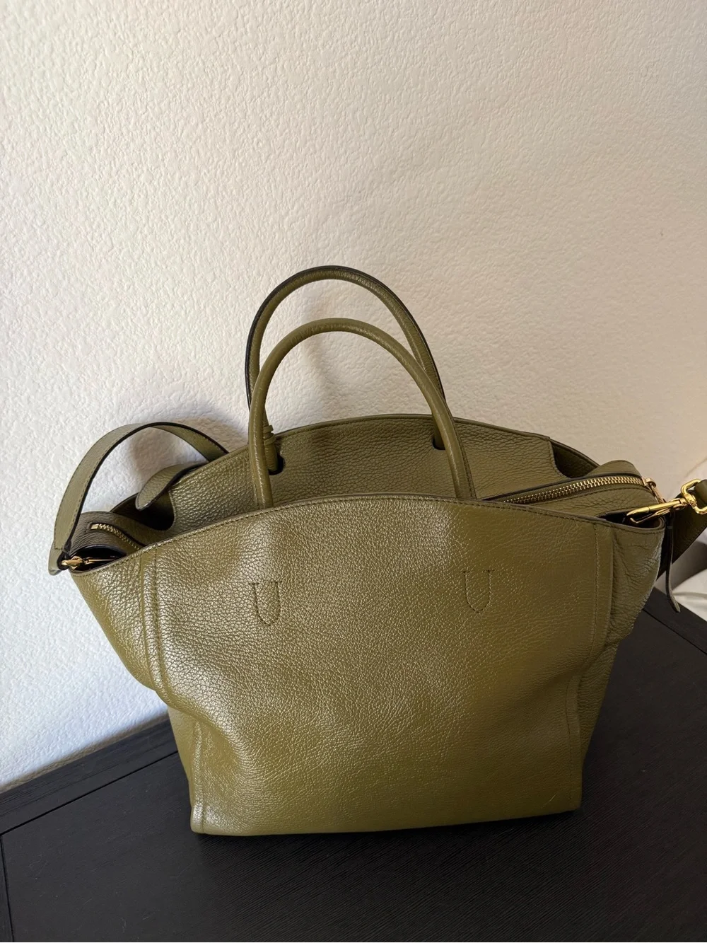 Coccinelle Narcisse in Olive Green Medium size